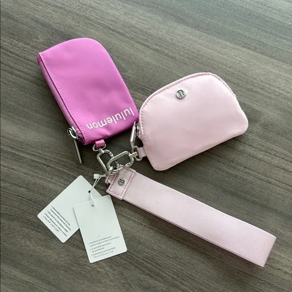 NWT Lululemon Dual Pouch Wristlet Wallet - Picture 3 of 7